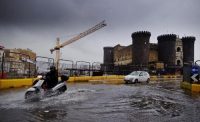 Allerta maltempo per domani, ordinanza del Comune di Napoli. Scuole, parchi e cimiteri chiusi