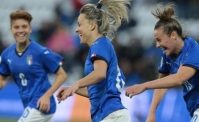 Calcio femminile, si riparte: siamo sicuri che sia la scelta giusta? Contratti, protocolli e spese