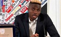 Osimhen superstar della Nigeria, firma mega contratto con uno sponsor