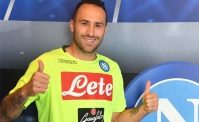 VIDEO - Ospina sfida James a Free Fire: chi vince al videogame ottiene fondi per i bambini!