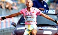 La rivelazione del boss: E' stata l'Alleanza di Secondigliano a fare fuori Pantani