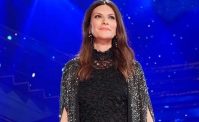 Laura Pausini e il messaggio a Pellegrini: Simpatizzo per la Roma, ma sapete bene per chi tifo