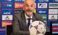 Volano gli stracci tra la Fiorentina e Pioli, il comunicato del club: E' ingiustificabile