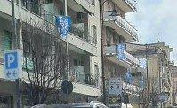 Salerno, il consigliere propone: Mettiamo sui balconi bandiere di Napoli e Salernitana