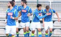 UFFICIALE - Zedadka in prima squadra, il Napoli gli assegna la maglia numero 3