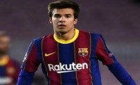 Dalla Spagna, Napoli su Riqui Puig. Il giocatore potrebbe lasciare Barcellona