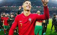 Cristiano Ronaldo in Armenia, che caos: il gesto che fa discutere