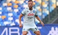 Rrahmani estasiato dal panorama di Napoli: sullo sfondo la casa di Mertens! (VIDEO)