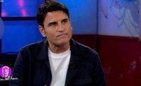 Arriva Renato Zero, Sal Da Vinci scoppia a piangere: la reazione dei napoletani