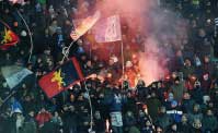 Brividi a Fuorigrotta, la Curva A urla: Genoa, Genoa!. Il San Paolo risponde cos�