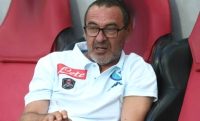Finito il periodo della formazione copia-incolla!. Tirata d'orecchie per Sarri