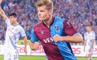 Napoli su Sorloth: Manna vuole bruciare la Juventus. Gli azzurri fanno sul serio