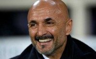 Napoli-Inter, Spalletti arriva in ritiro a bordo della sua Panda (VIDEO)