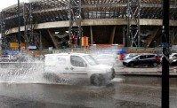 Napoli, torna il maltempo: avviso di allerta meteo per mercoledì 24 aprile