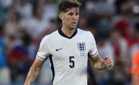 Pedull&agrave;: Stones offerto al Napoli: &egrave; svincolato, la risposta degli azzurri