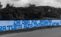 Lo striscione di Castel Volturno che circola sui social � vecchio (� di gennaio 2021)