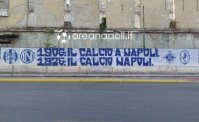 Gli Ultras tappezzano la città di striscioni: 1906: il calcio a Napoli. 1926: il calcio Napoli