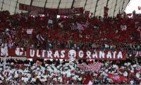 Tifosi del Toro presenti all'esterno dello Stadium per tifare Napoli!