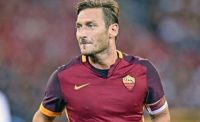 Totti: Gioco un anno gratis per la Roma. Pallotta gli risponde cos�...