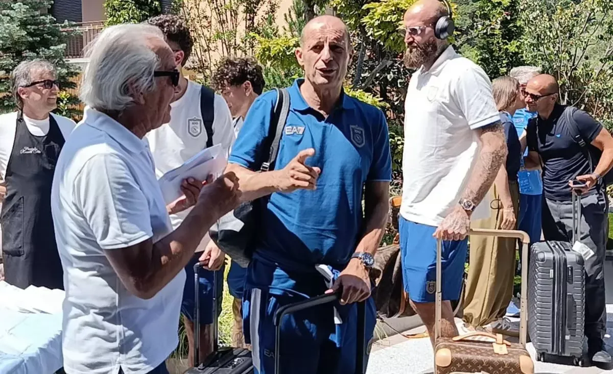 Allegri è già entusiasta del Napoli: "Mai visto niente di simile. Avanti così"