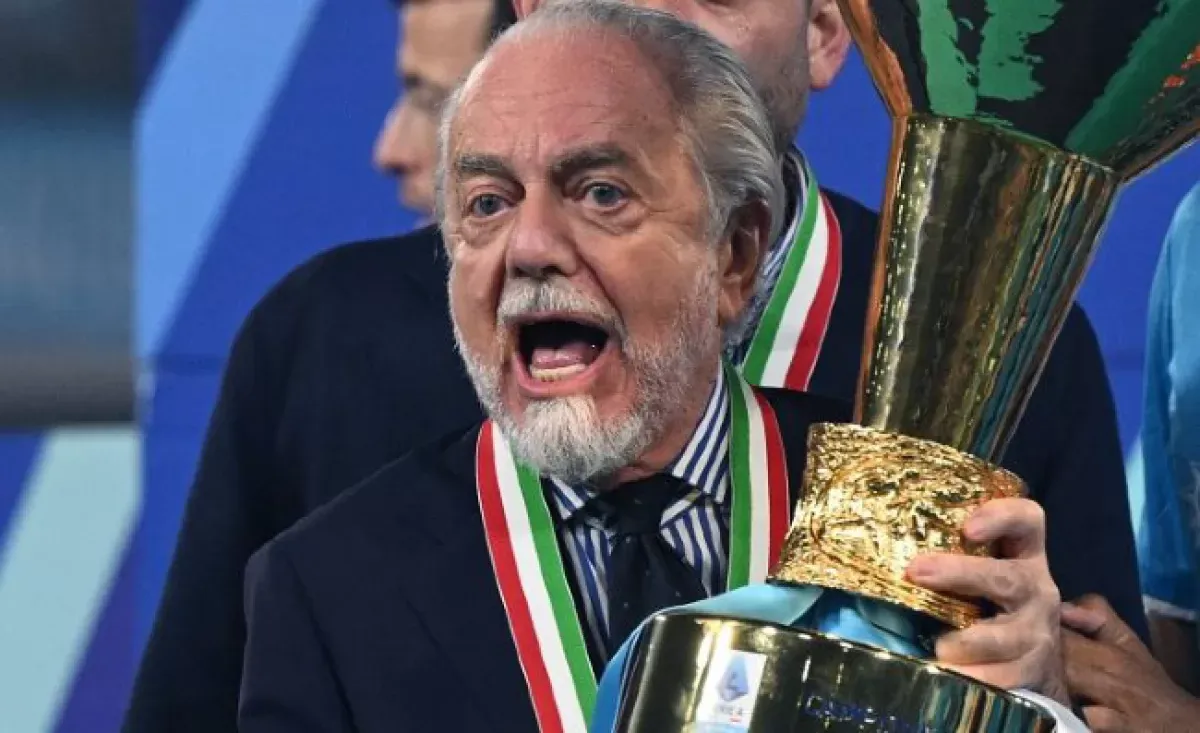 Napoli in cerca di leader: Buscaglia lancia l’allerta sull’esperienza europea Napoli in cerca di leader: Buscaglia lancia l’allerta sull’esperienza europea