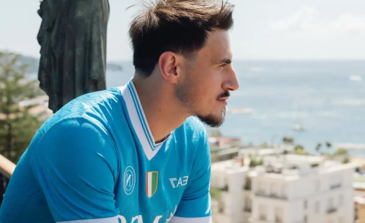 Elmas verso il ritorno al Lipsia: tifosi in ansia per il futuro azzurro Elmas verso il ritorno al Lipsia: tifosi in ansia per il futuro azzurro
