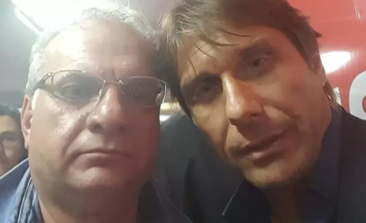 Antonio Conte e il Napoli: Possibilità di un Ritorno Scottante? Antonio Conte e il Napoli: Possibilità di un Ritorno Scottante?