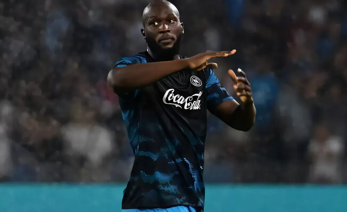 Fabbroni lancia l’allerta sul mercato del Napoli: Lukaku e Spinazzola al centro delle polemiche Fabbroni lancia l’allerta sul mercato del Napoli: Lukaku e Spinazzola al centro delle polemiche
