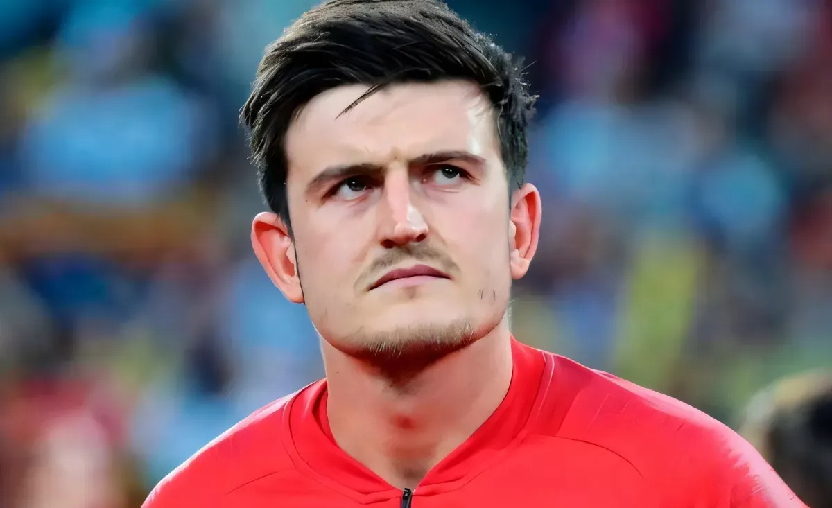 Maguire escluso da Tuchel per il Mondiale: i tifosi indignati, è caos! Maguire escluso da Tuchel per il Mondiale: i tifosi indignati, è caos!