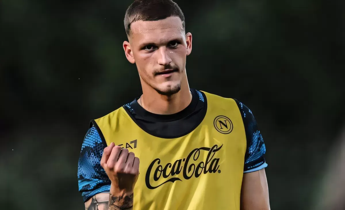 Infortunio Rafa Marin, il report del Napoli: trauma contusivo-distorsivo della caviglia