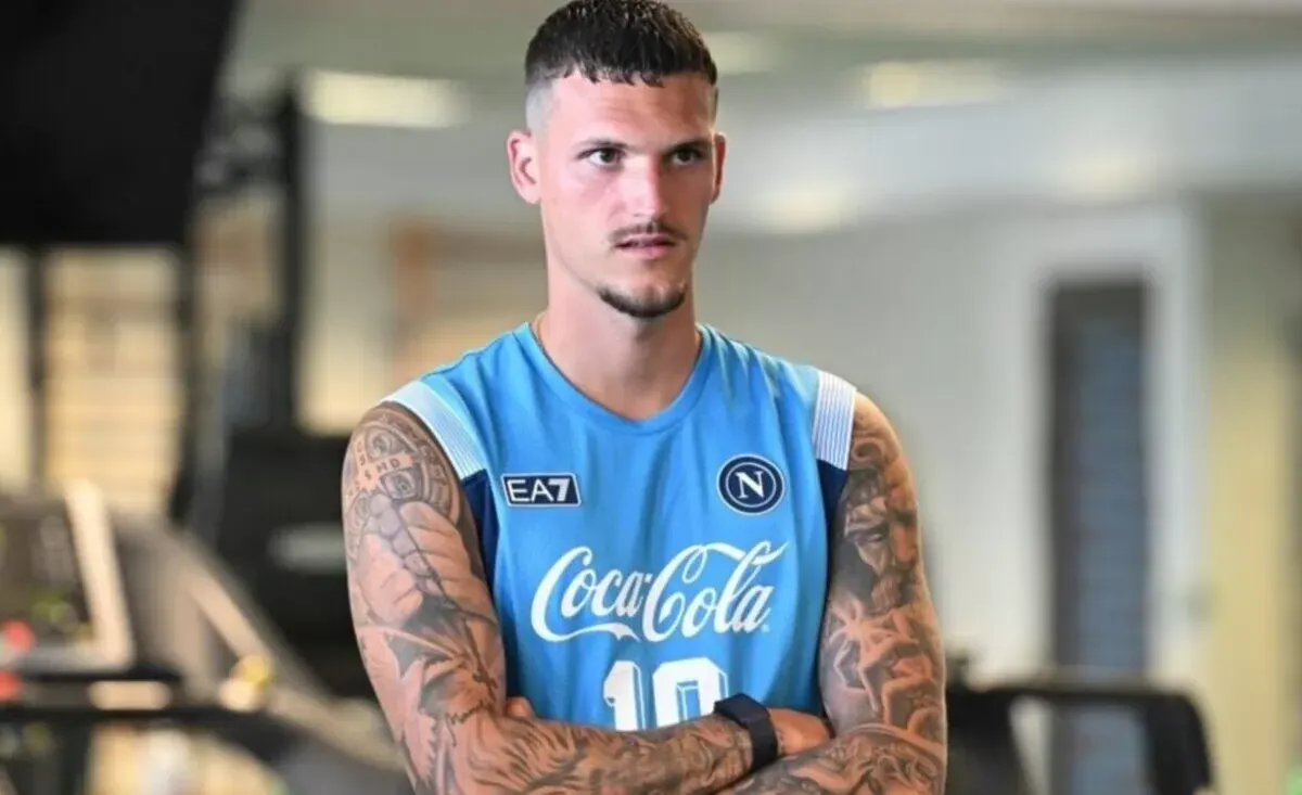SKY - La priorità del Napoli è il vice Di Lorenzo. Allegri studia Marianucci e Rafa Marin