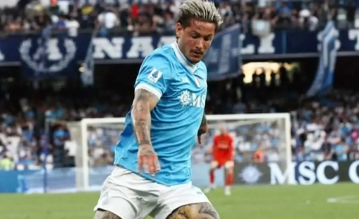 Mazzocchi: Un Altro Anno di Battaglie per il Napoli, il Supporto dei Tifosi è Incredibile! Mazzocchi: Un Altro Anno di Battaglie per il Napoli, il Supporto dei Tifosi è Incredibile!