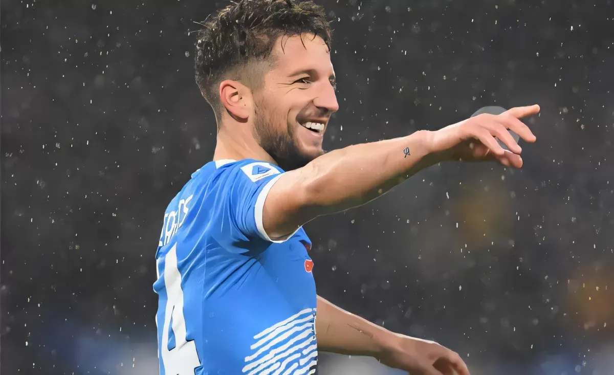 Mertens svela il gelo: ‘Non ho mai salutato i napoletani’, polemica infuocata! Mertens svela il gelo: ‘Non ho mai salutato i napoletani’, polemica infuocata!