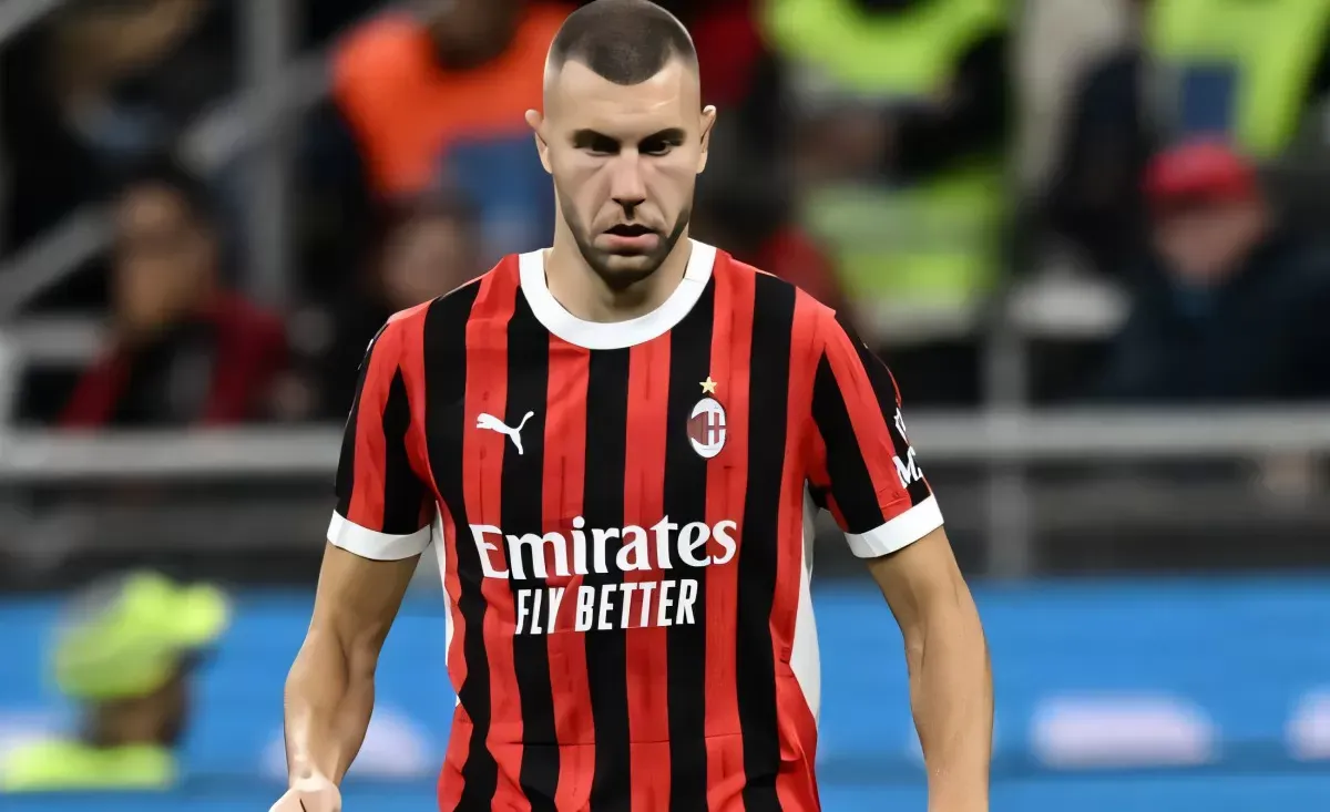 Il Napoli in corsa per Pavlovic: Allegri cercherà di frenare l’affare? Il Napoli in corsa per Pavlovic: Allegri cercherà di frenare l’affare?