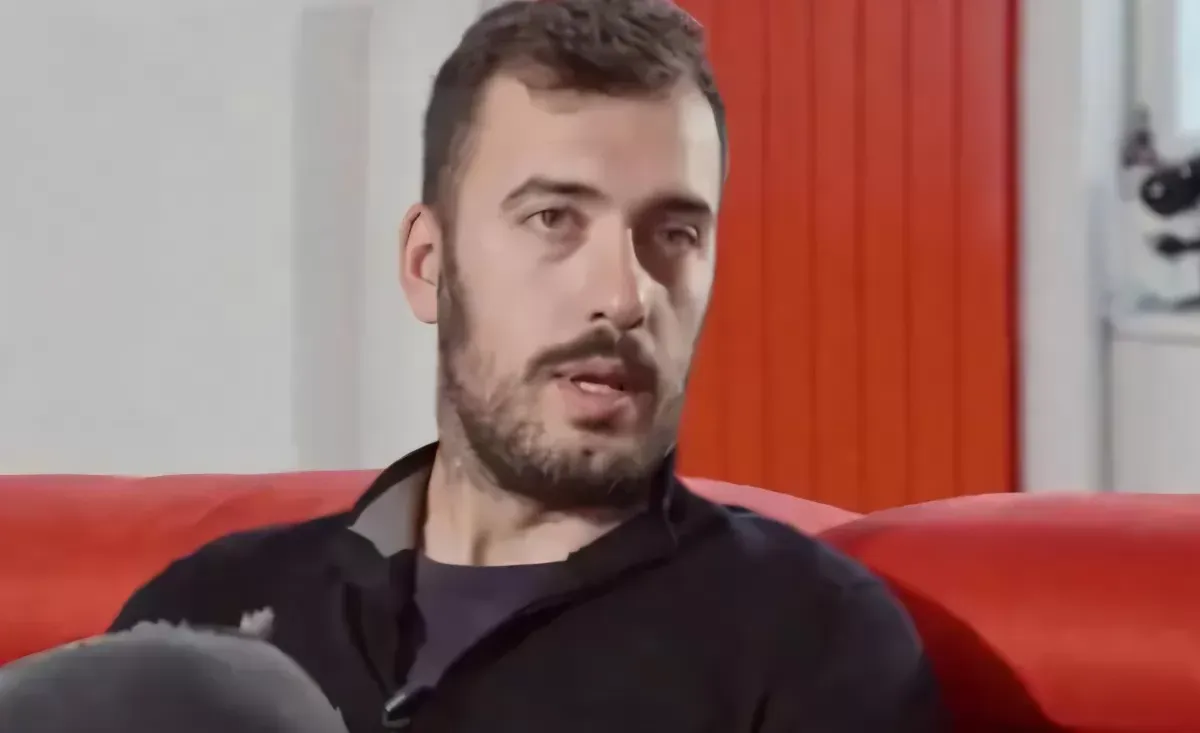 Il dibattito sul futuro del Napoli: Viviano critica la scelta dell’allenatore Il dibattito sul futuro del Napoli: Viviano critica la scelta dell’allenatore
