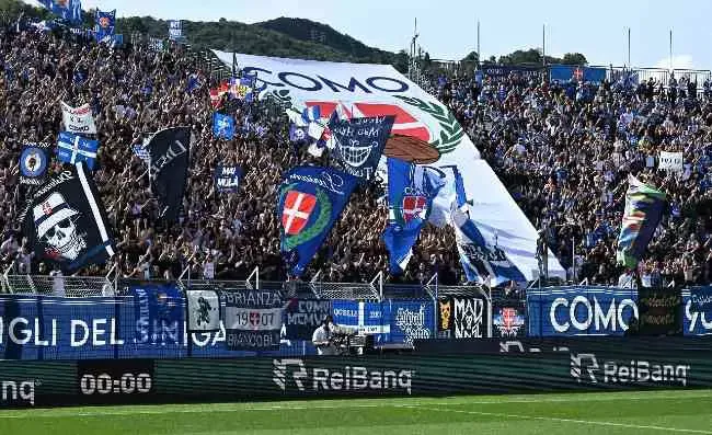 Tifoso Como: Calciatore mostruoso, il Napoli gioca in dodici