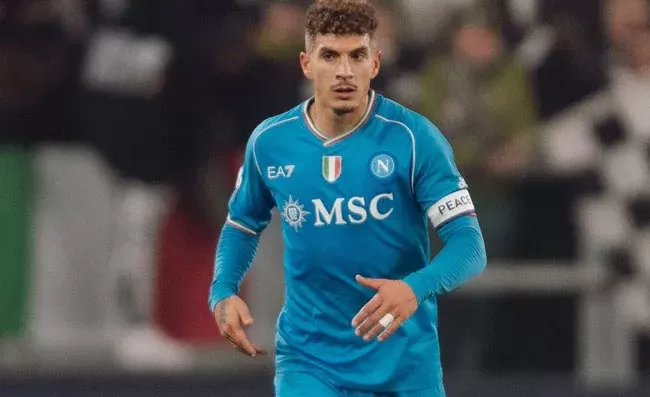 Napoli picchiato (quasi) sempre, ma 5 azzurri sono in diffida