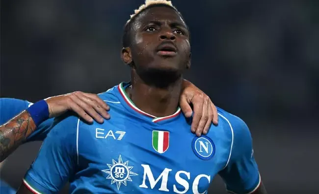 Osimhen candidato al Pallone d'oro. Il messaggio di gioia dell'agente