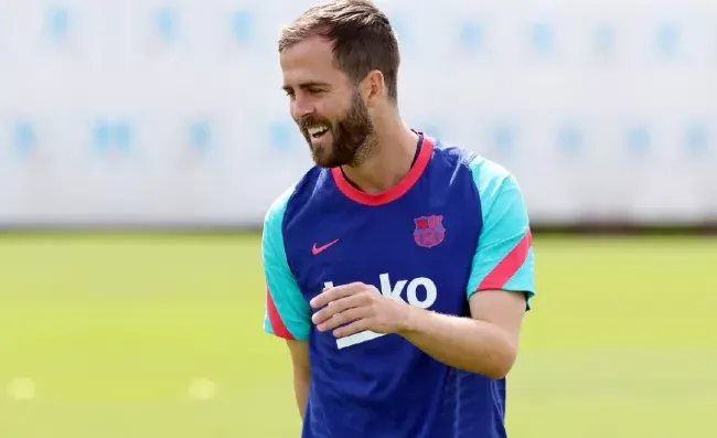 Pjanic: Odiavo giocare contro Chiellini. Spalletti? Scudetto strameritato con il Napoli