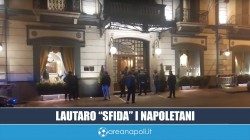 Il gesto di sfida di Lautaro ai napoletani all'arrivo in Hotel